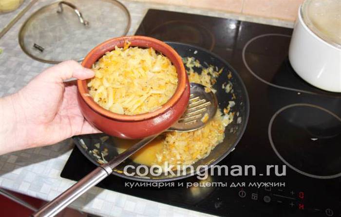 тушкована капуста покроково з фото