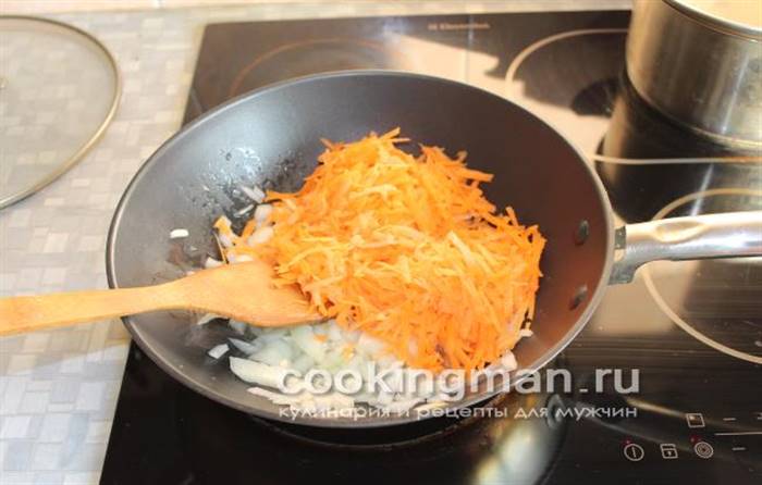 тушкована капуста покроково з фото